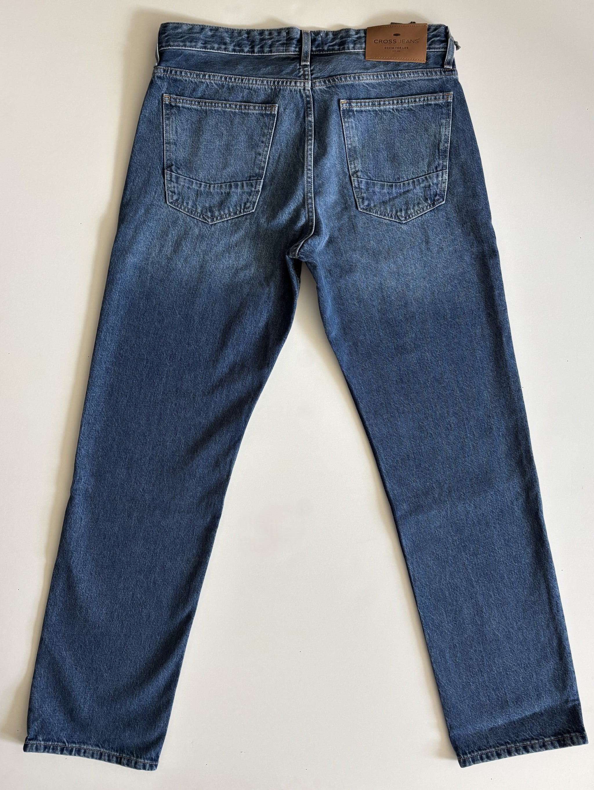 ANTONIO Clean Stone Wash Comfort Fit