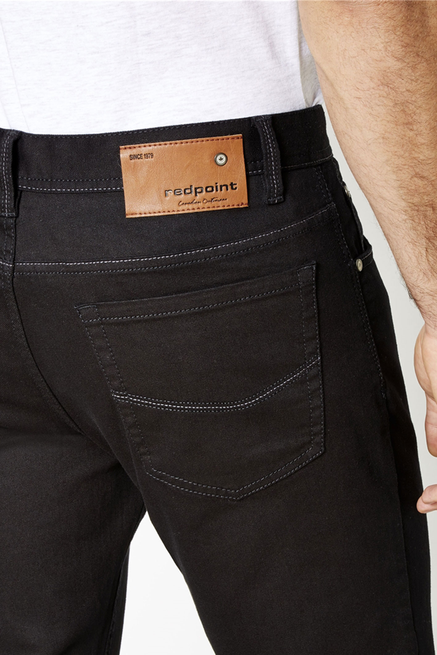 LANGLEY Black Comfort Fit