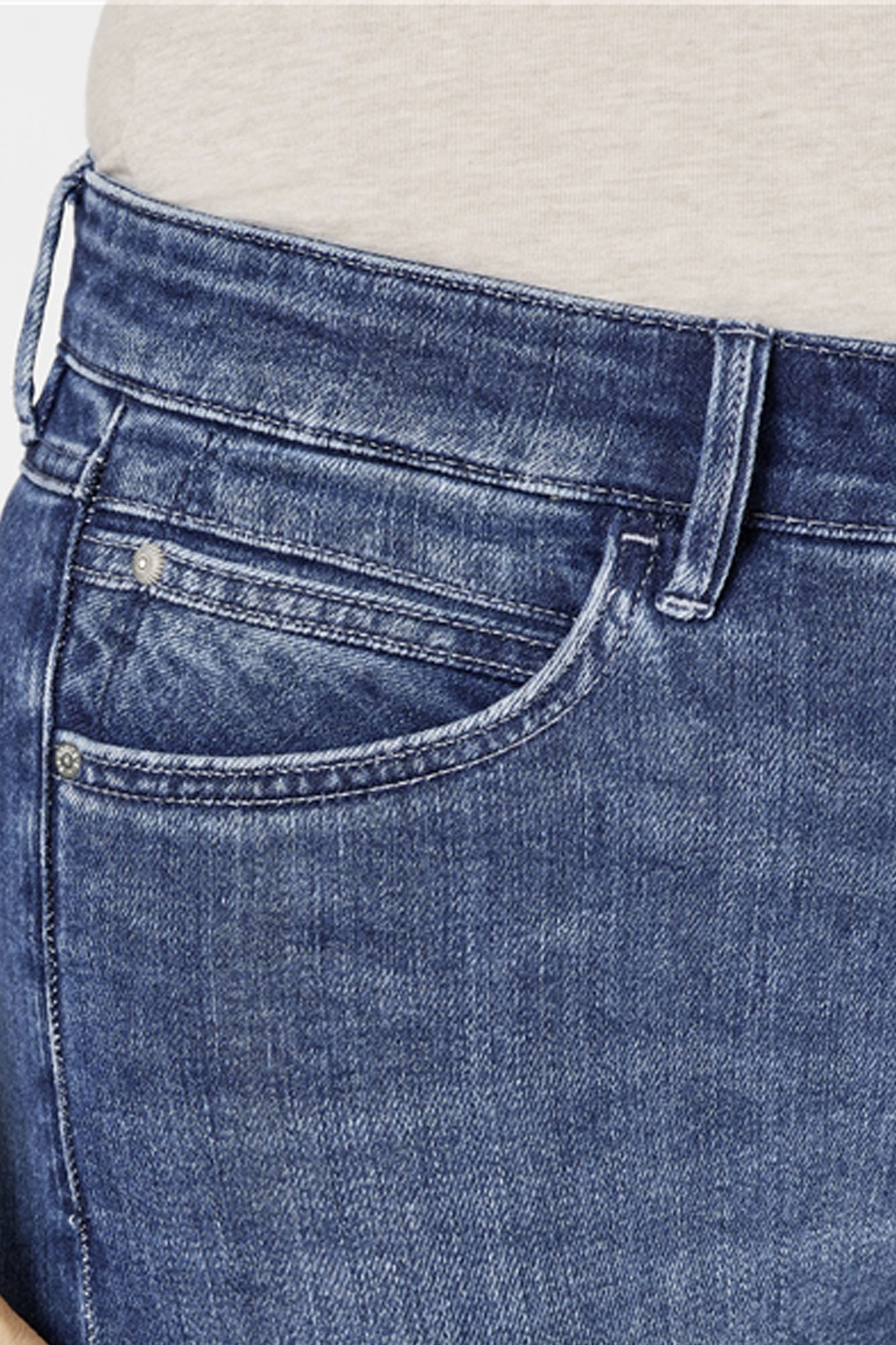 PAT Mid Blue Use Moustache Slim Fit