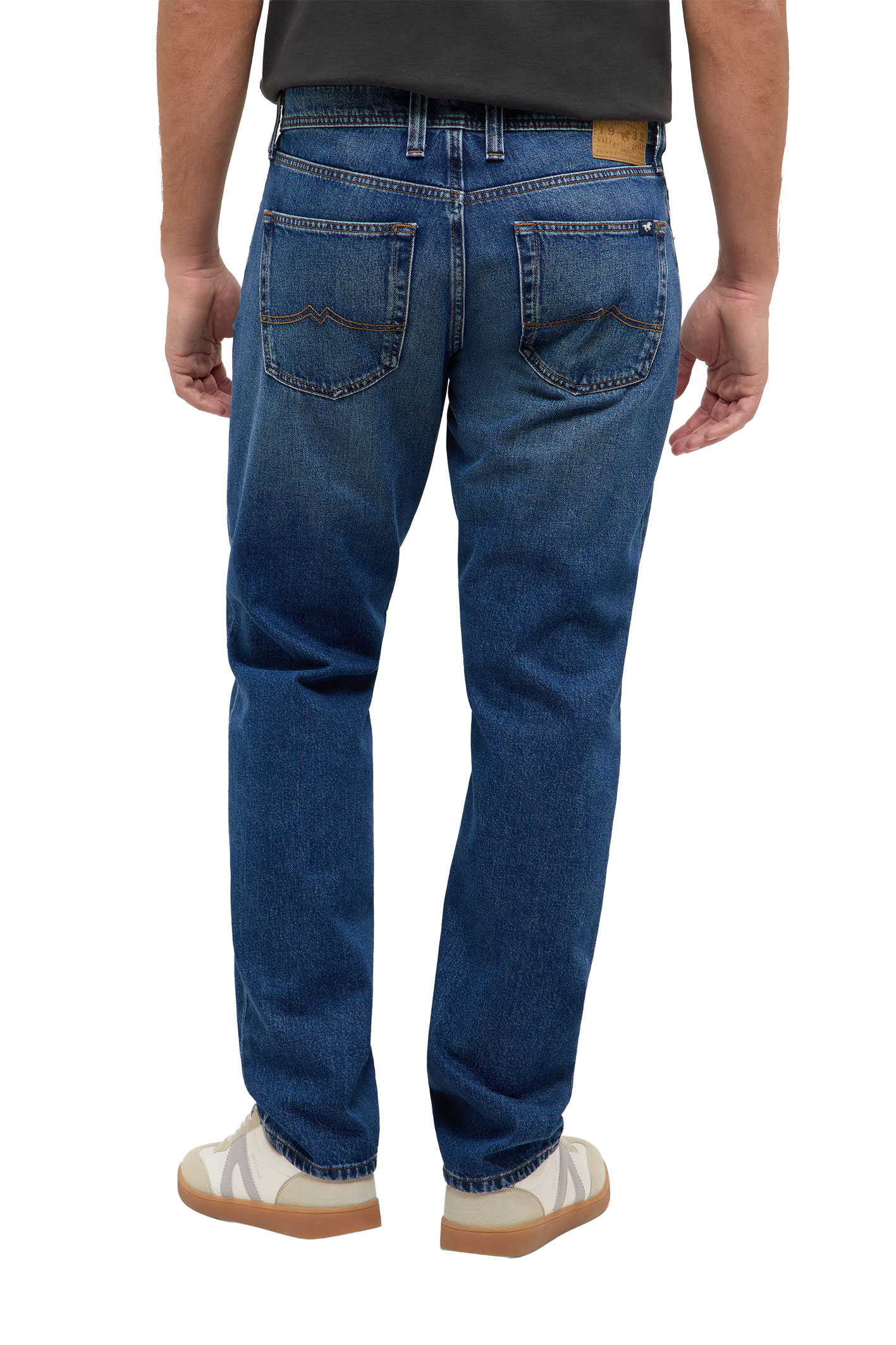 DENVER STRAIGHT Medium Blue Used Relaxed Fit