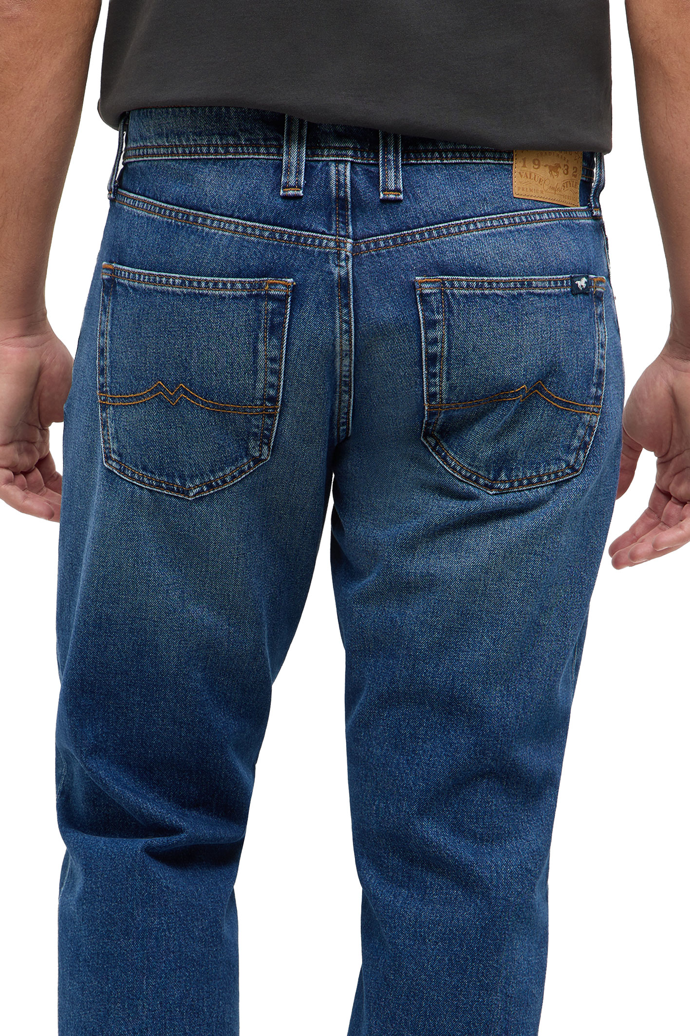 DENVER STRAIGHT Medium Blue Used Relaxed Fit