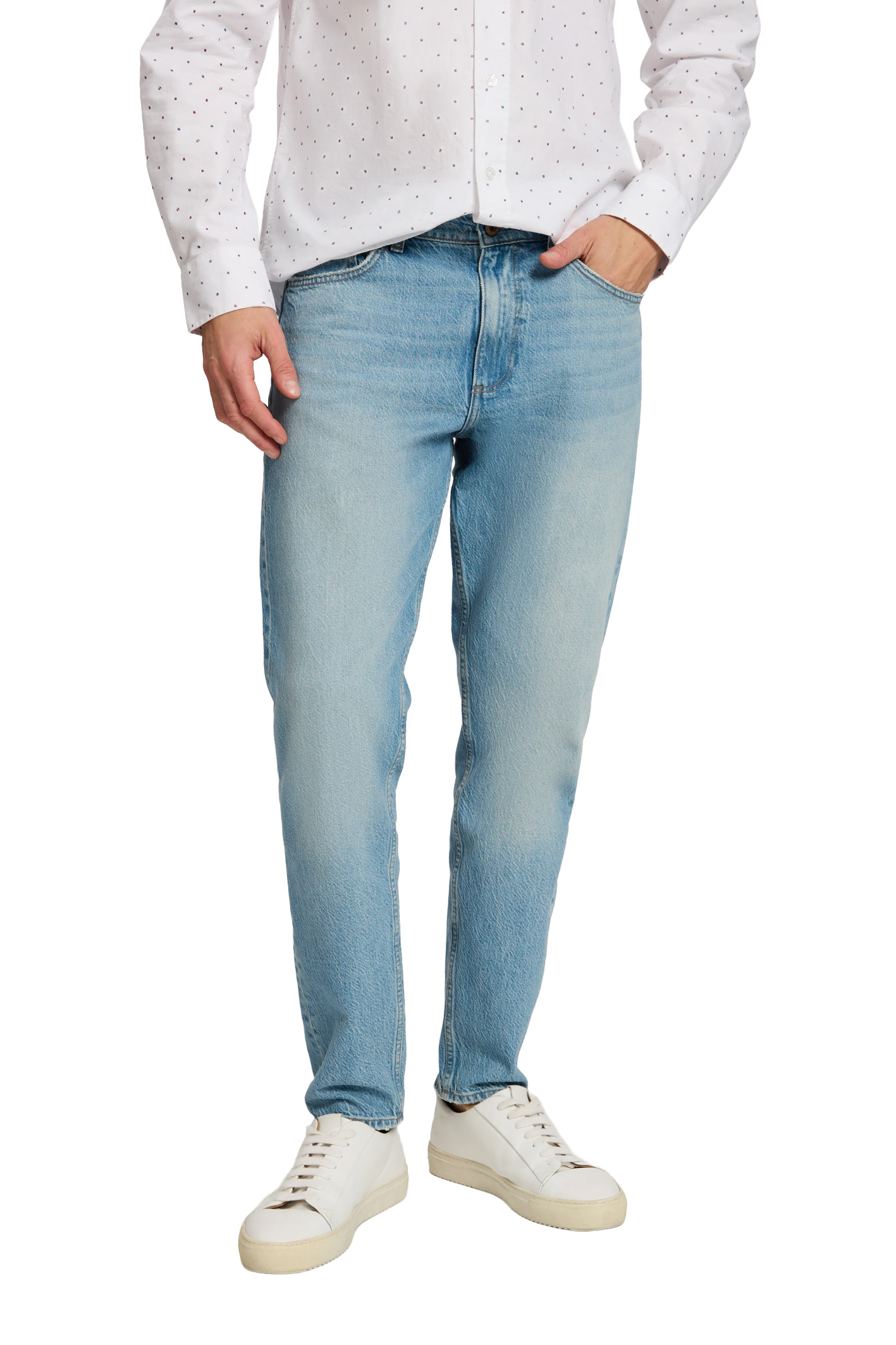 FINN Light Mid Blue Tapered Fit